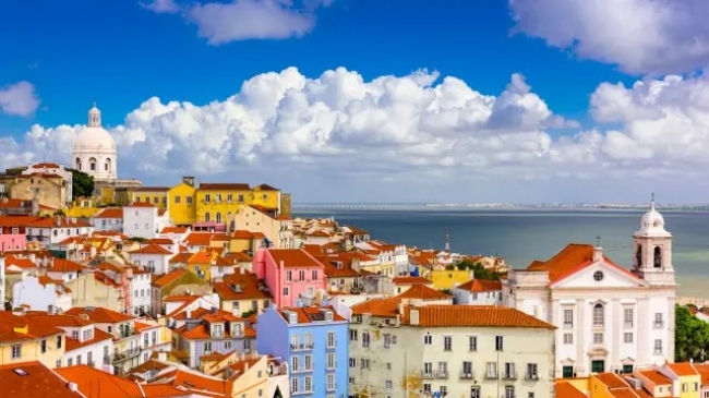 Norwegian Cruise Line  De Roma a Lisboa